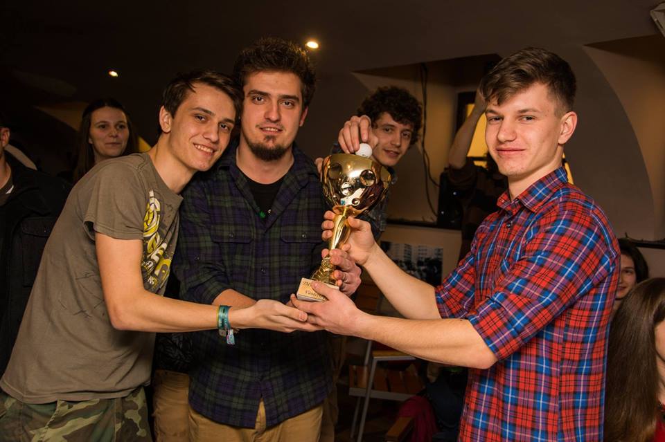 46507846_1622485608051016_1003325160872214528_n